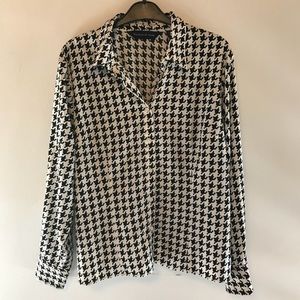 Houndstooth button up!